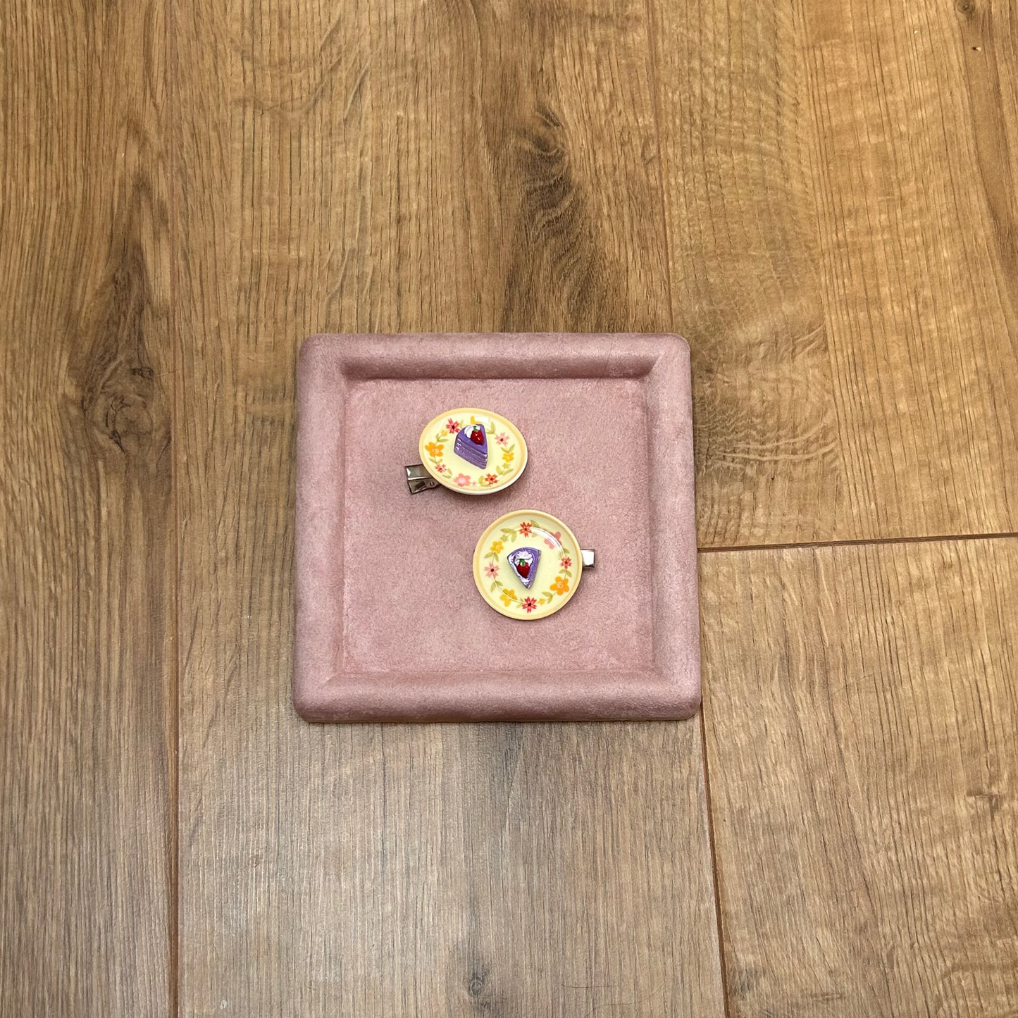 Petite Plate Clips - Yellow