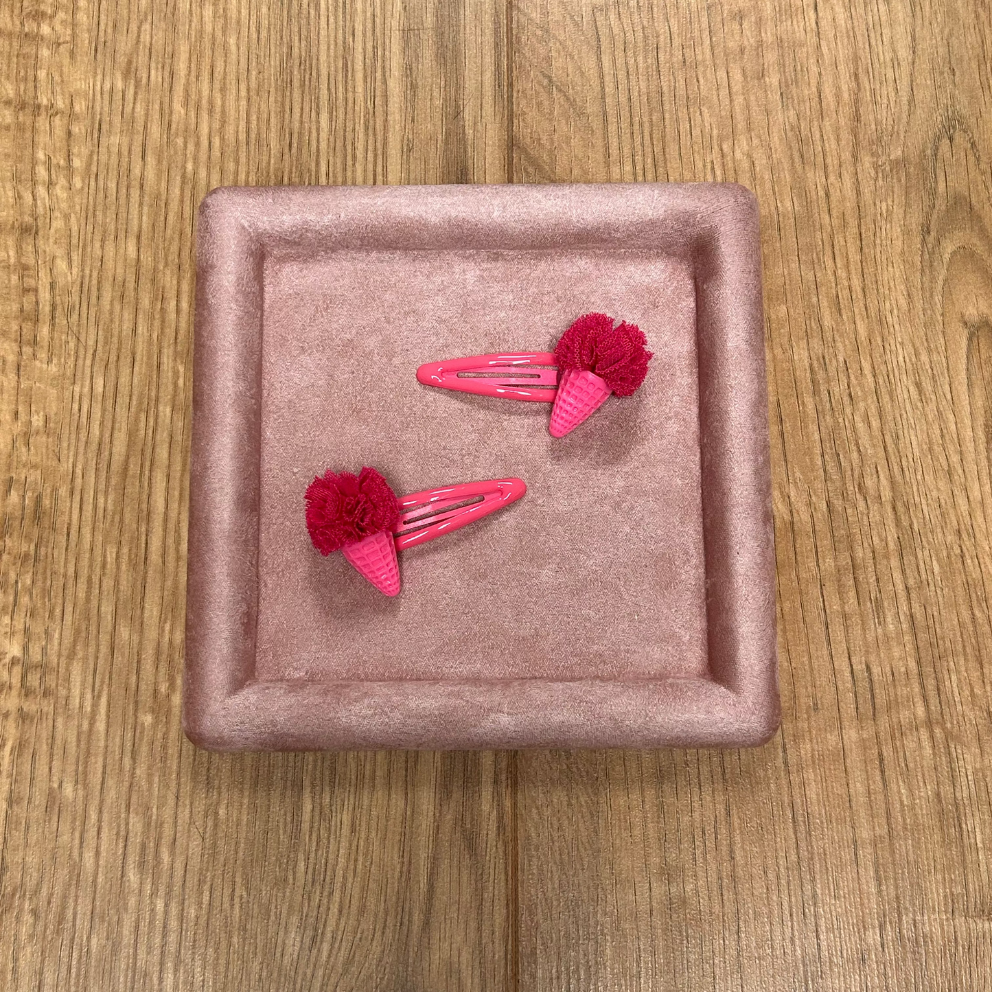 Double Scoop Clips