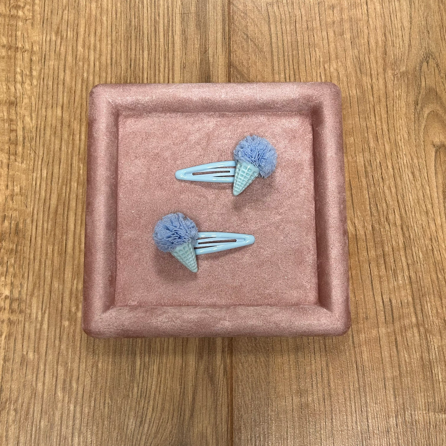 Double Scoop Clips