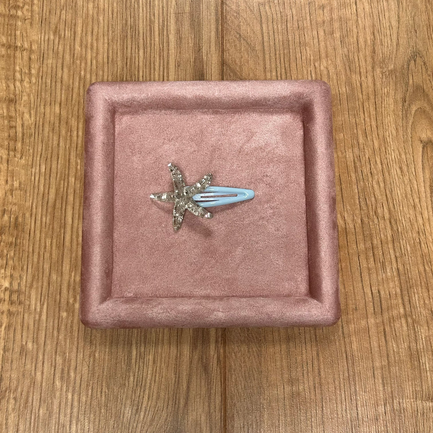 Cosmic Starfish Clip