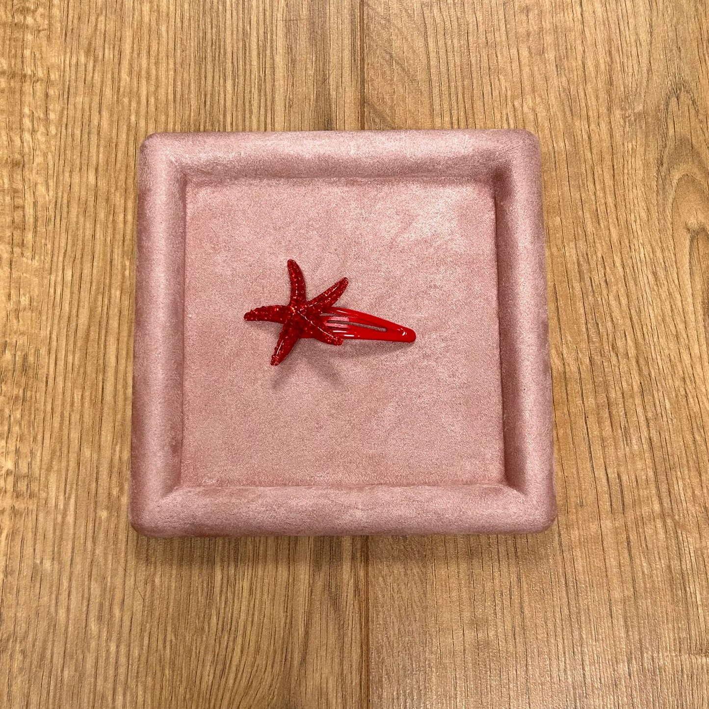 Cosmic Starfish Clip