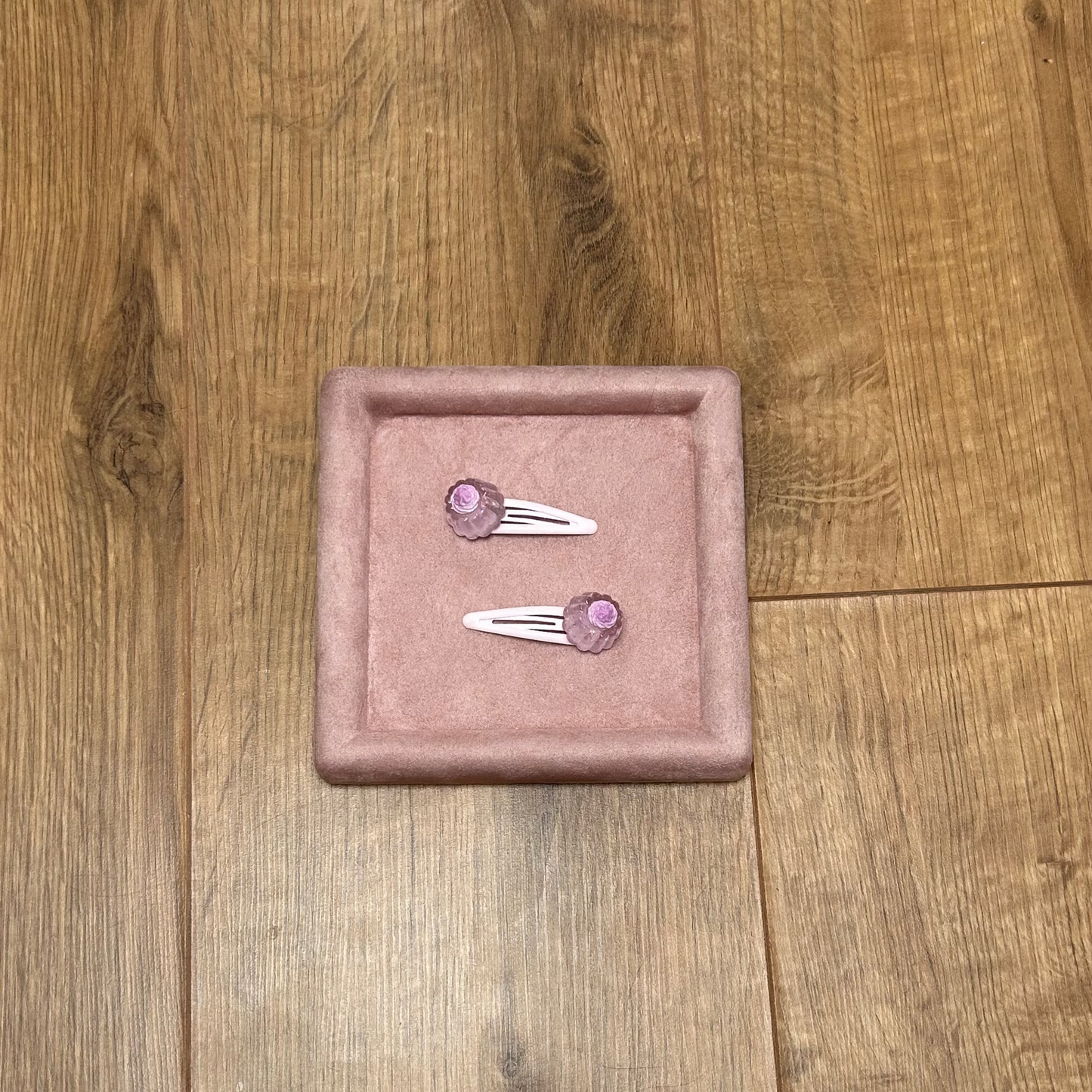 Raindrop jelly clips